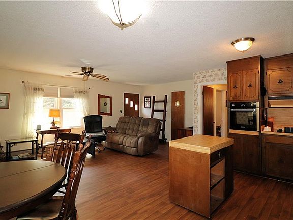 5th image of 70 N Bellview Rd