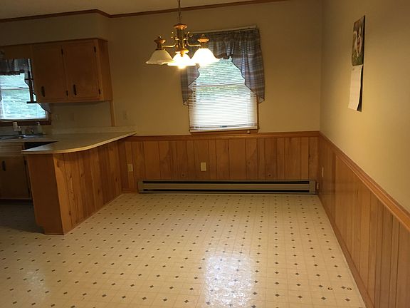 5th image of 805 Seabury Ave