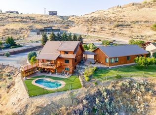 329 Highpoint Ln, Chelan, WA 98816