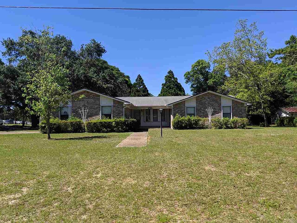 1st image of 124 W Carolyn Way