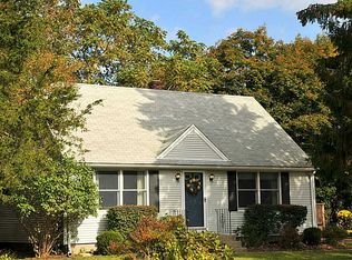 18 Willow Rd, Smithfield, RI 02828