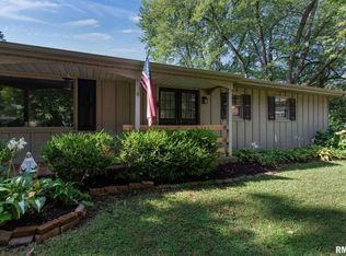 476 26th Avenue Ct, East Moline, IL 61244