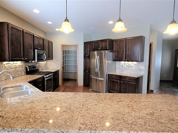 2nd image of 1951 35th St
