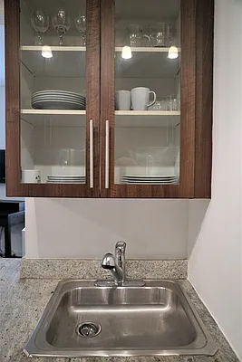 Rented by Renetta Real Estate | media 64