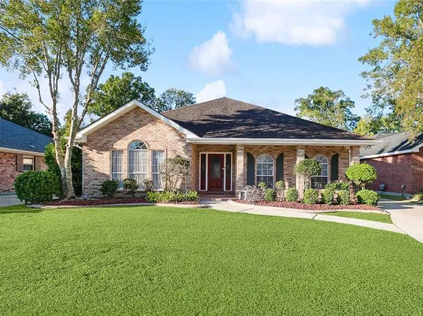 114 Bradley Pl, Belle Chasse, LA 70037