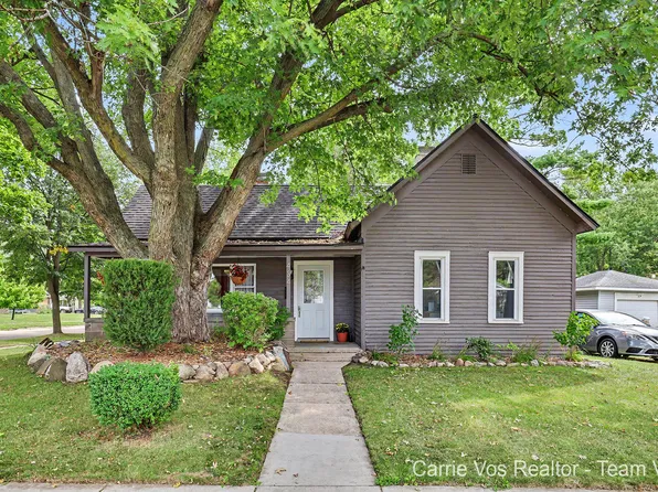 434 Morse St, Ionia, MI 48846