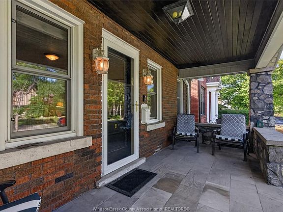 4th image of 1155 Kildare Rd