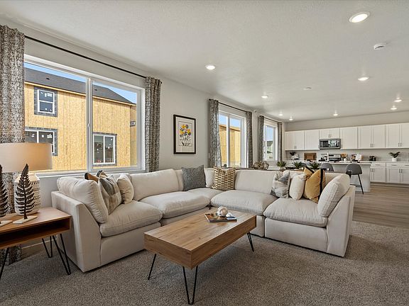 Model photography of the Moab plan, images taken at Brylee Farms.