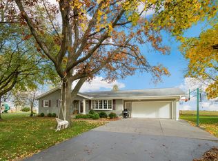 15820 Patch Rd, Morrison, IL 61270