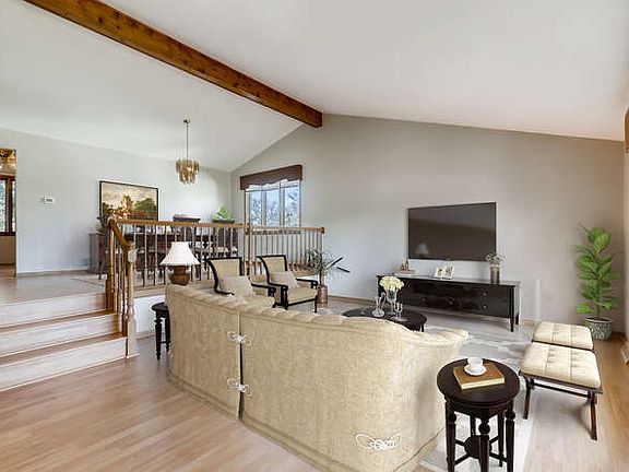 3rd image of 17406 Avon Ln