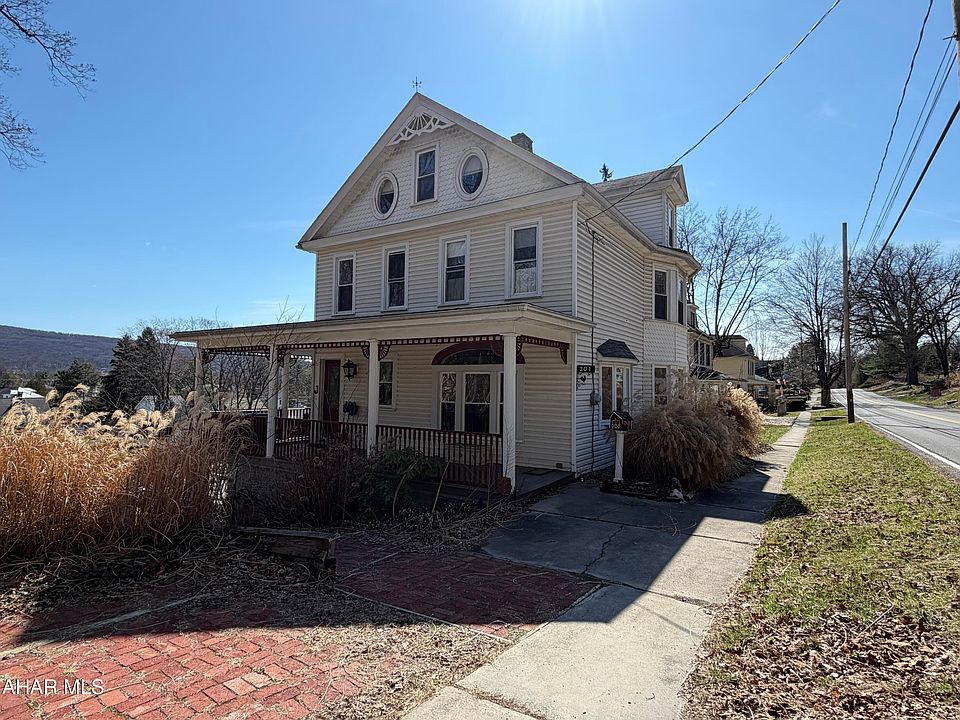 1st image of 201 Ruskin Dr