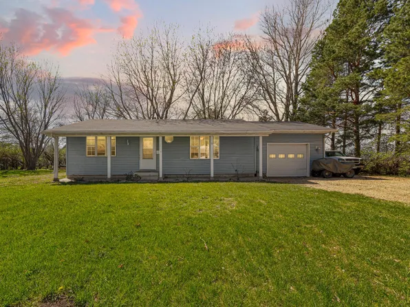 404 3rd Ave, Pemberton, MN 56078
