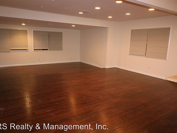 3rd image of 23457 Friar St