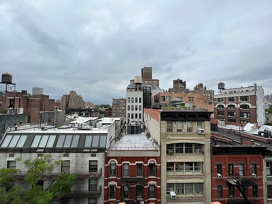 Rented by AZ REALTY NYC LLC | media 27