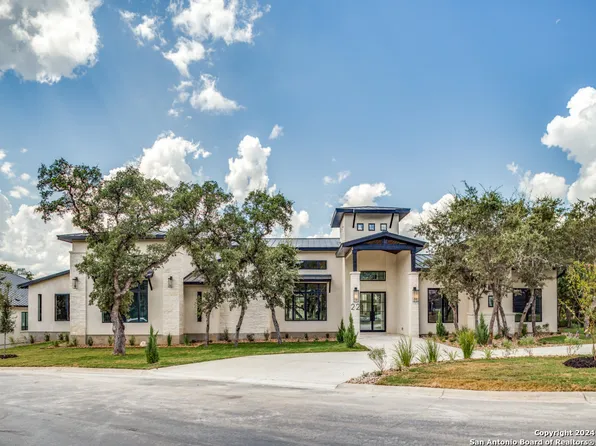 22 SAXBY GLN, San Antonio, TX 78257