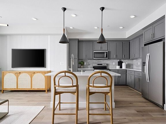 3rd image of 548 Oakdale Way Plan #177-19-2