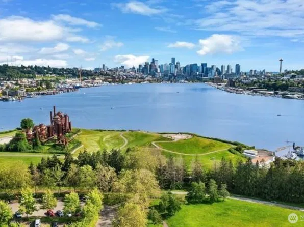 3333 wallingford Avenue N #307, Seattle, WA 98103