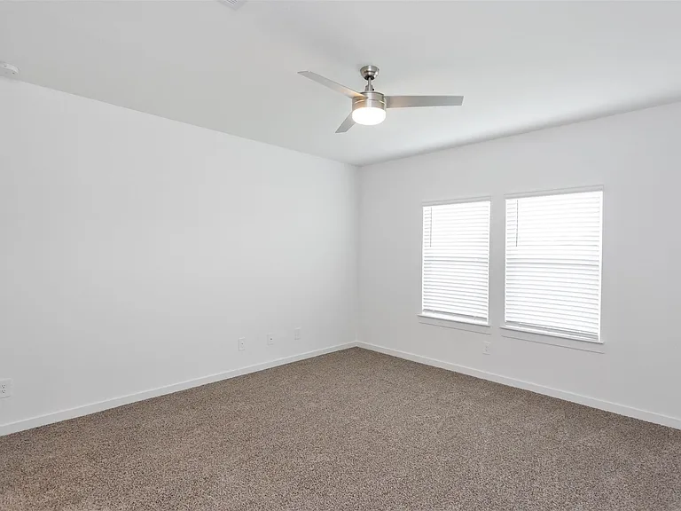 2828 Willow Gulch Way — Photo 13