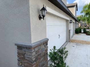 1373 White Fox Run, Lutz, FL 33549