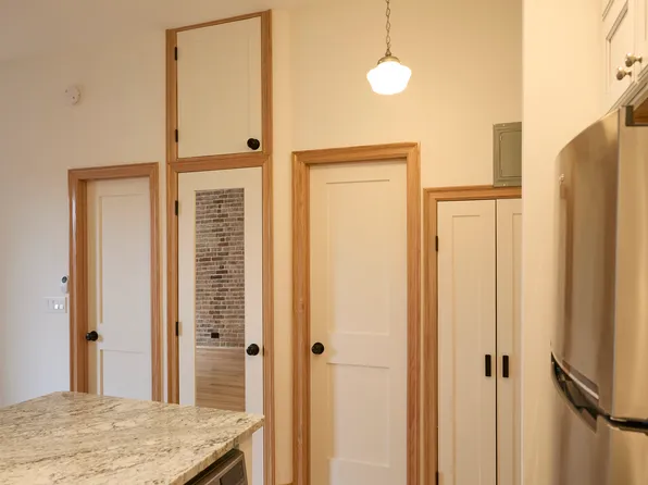 319 West 75th Street image 14 of 20