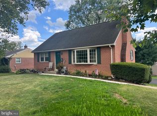 1707 Manor Ridge Dr, Lancaster, PA 17603