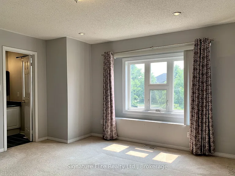 7 Castle Park Blvd — Photo 7