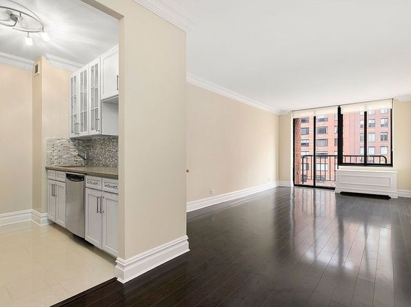 380 Rector Pl APT 4L, New York, NY, 10280
