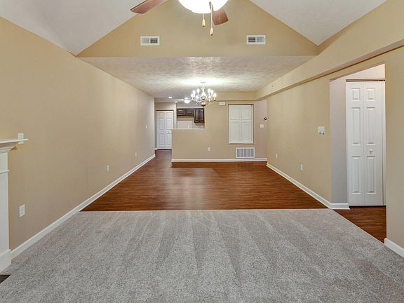 5th image of 2082 Lake View Dr #L4t7l5