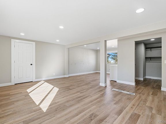 4th image of 610 6th Street