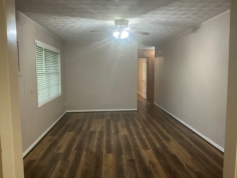 805 Schallert Dr — Photo 13