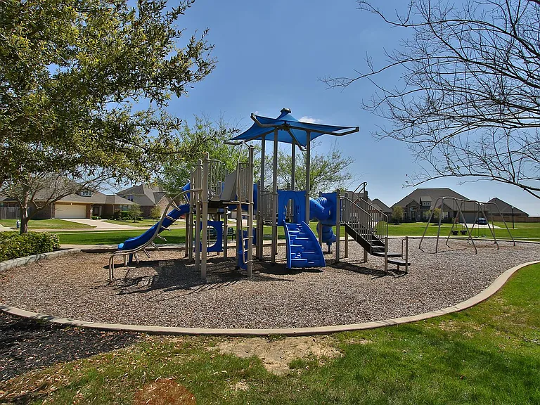 16007 David Hill Ln — Photo 36