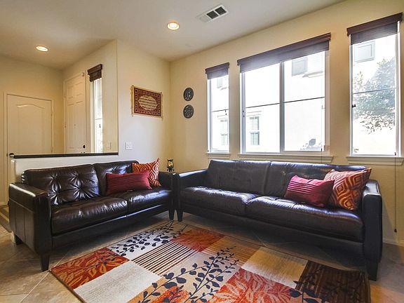 4th image of 10413 Shelborne St Unit 43