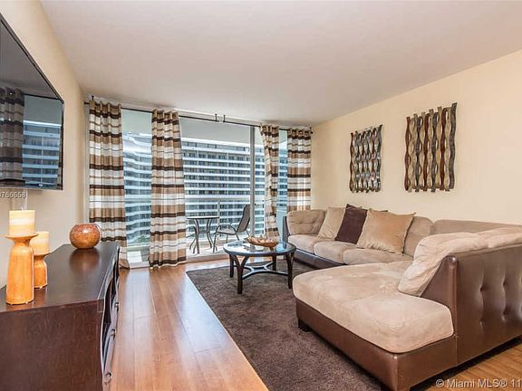 4th image of 5600 Collins Ave APT 11A