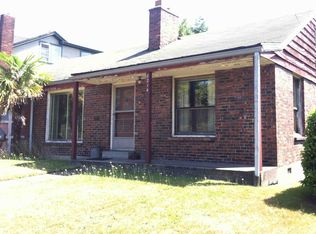 8214 16th Ave NE, Seattle, WA 98115