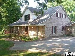 2209 Emmanuel Church Rd, Conover, NC 28613