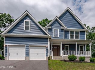 94 Aleksander Blvd, Mountain Top, PA 18707