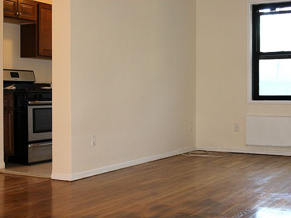 2nd image of 1100 Warburton Ave APT 2N