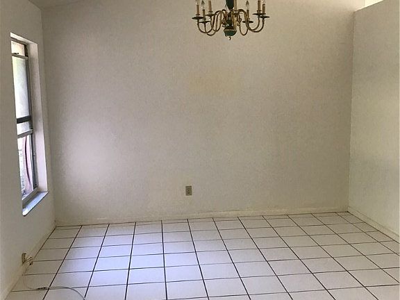 3rd image of 374 Melody Ct