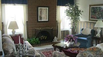 2nd image of 8567 Hawthorne St