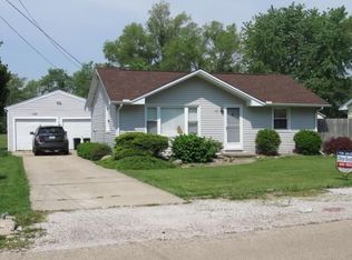 107 Briargate Rd, Washington, IL 61571