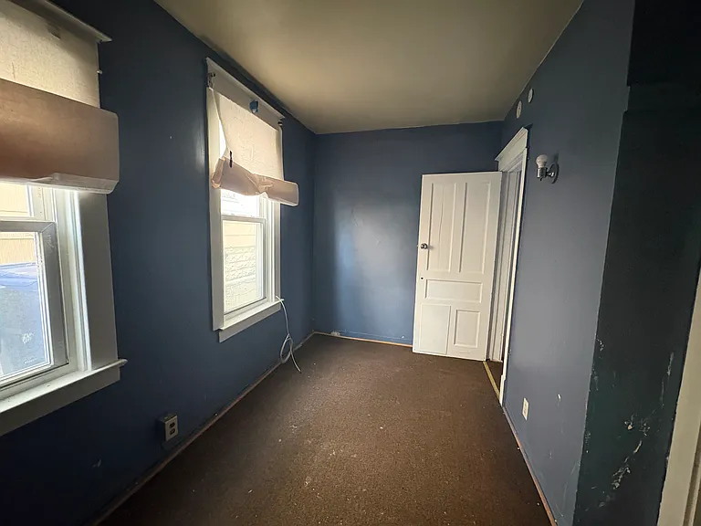 255 Ontario St #1 — Photo 11