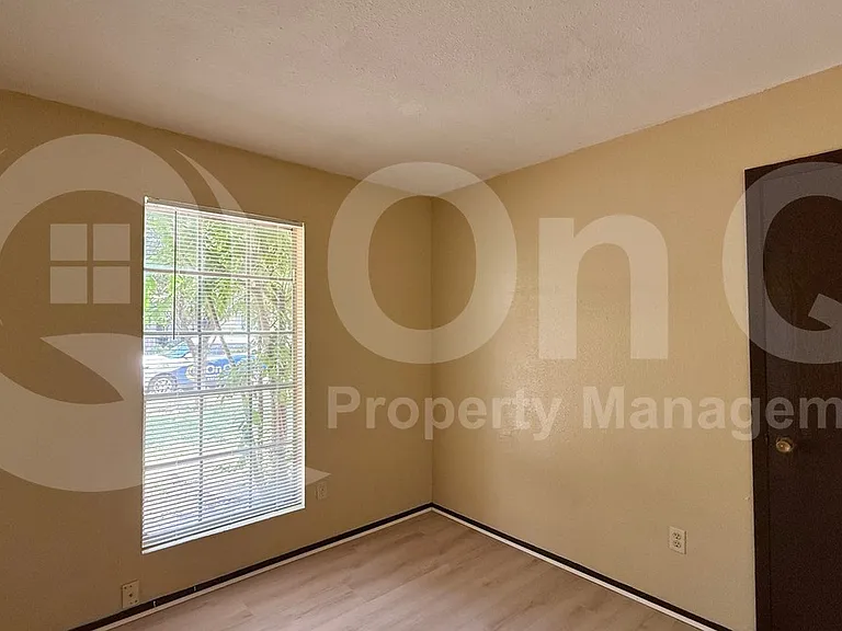 4906 Turnstone Dr — Photo 9