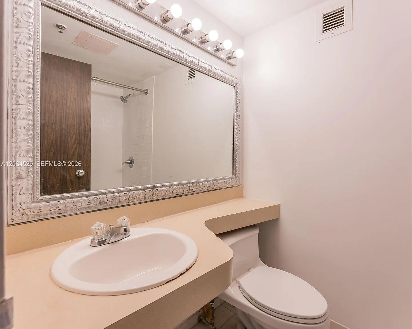 Golden Gate Apartments Co — Photo 2