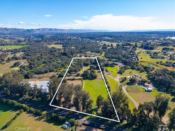 425 W El Campo Rd, Arroyo Grande, CA 93420
