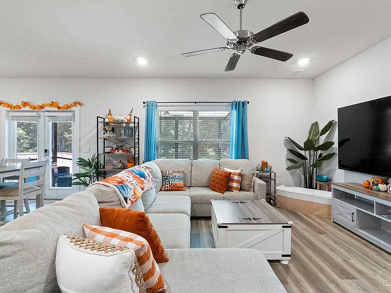 6060 Rutherford Loop — Photo 8