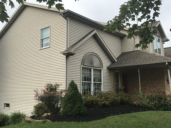 3rd image of 2230 Canterbury Dr