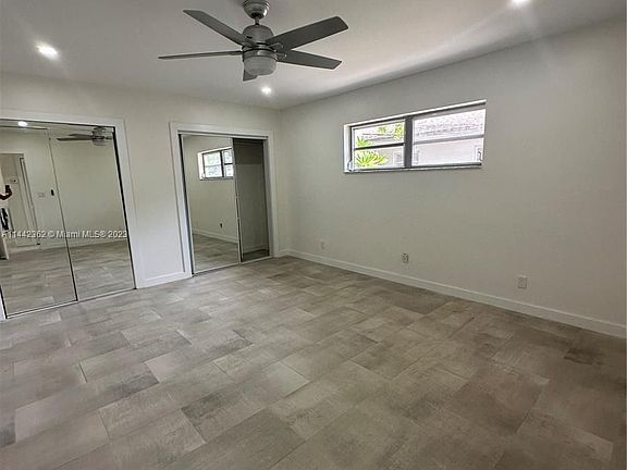 3rd image of 213 SW 1st Ct #213