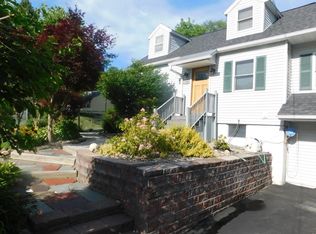 104 Haughney Rd, Troy, NY 12182