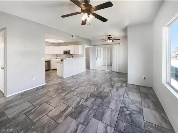 4655 Gold Dust Ave Unit 208, Paradise Town, NV 89120
