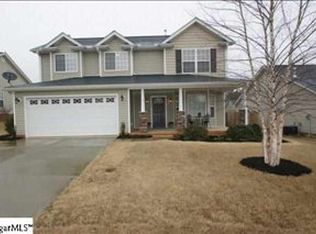 8 Whitethorn Ln, Greenville, SC 29607